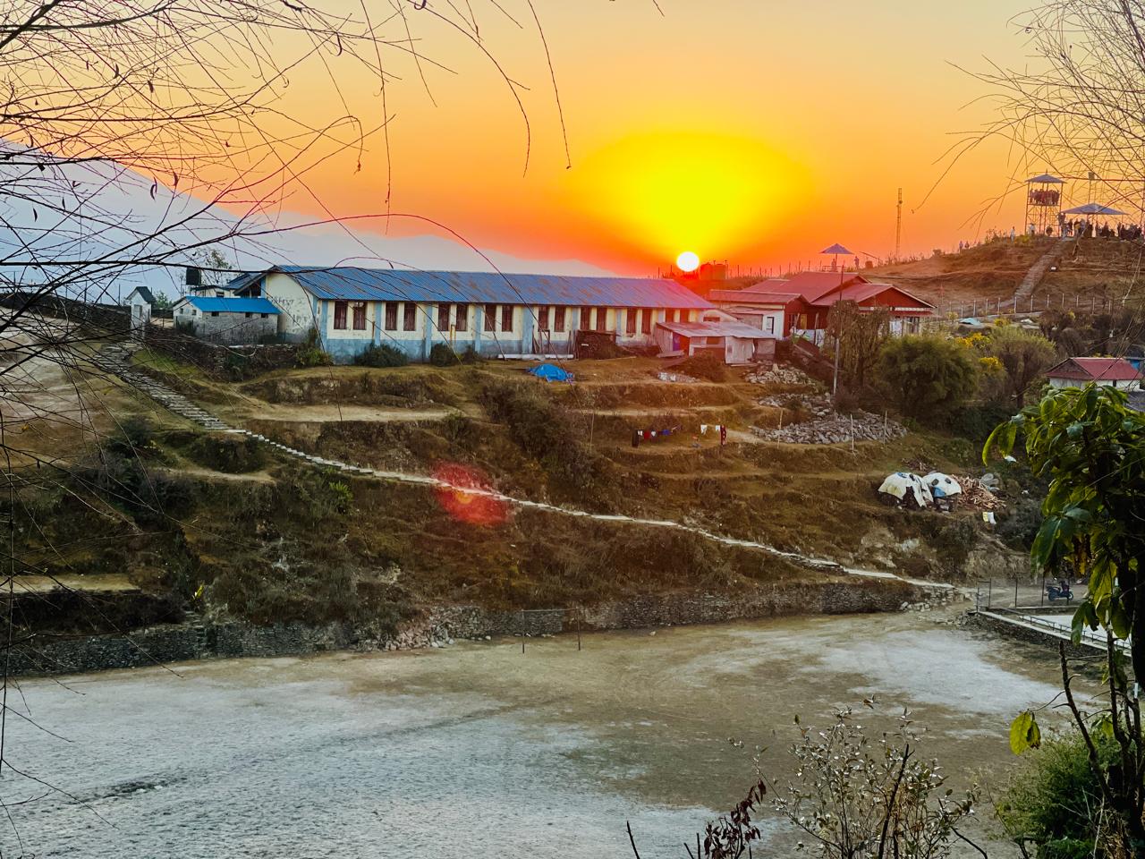 Ghalegaun, Nepal’s Smart Village: Complete Travel Guide to Sunrise, Gurung Culture & Homestay
